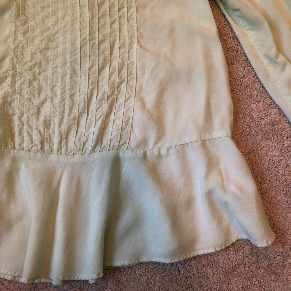 blouse - Picture 2 of 4